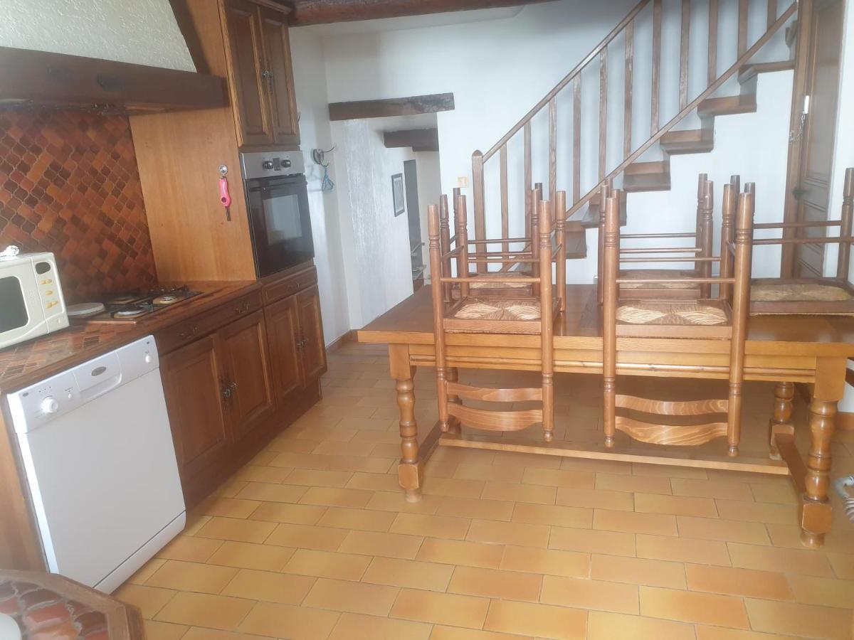Maison De Village De 98 M2 Typiquement Provencale Pierrevert Exteriör bild
